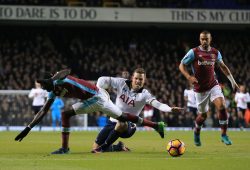 Cheikhou Kouyate of West Ham United battles with Vincent Janssen of Tottenham Hotspur   during the Premier League match between Tottenham Hotspur and West Ham United   played at White Hart Lane  ,London  on 19th November  2016