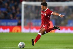 Liverpool midfielder Alex Oxlade-Chamberlain (21) crosses the ball during the EFL Cup match between Leicester City and Liverpool at the King Power Stadium, Leicester