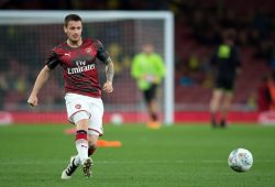 Mathieu Debuchy of Arsenal warms up during the Carabao EFL Cup fourth round match between Arsenal and Norwich City at the Emirates Stadium, London, England on 24 October 2017. PUBLICATIONxNOTxINxUK Copyright: xVincexMignottx 17320054