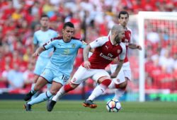 Ashley Westwood (B) Jack Wilshere (A) at the English Premier League game Arsenal v Burnley, Emirates Stadium, London, on May 6, 2018. **THIS PICTURE IS FOR EDITORIAL USE ONLY** PUBLICATIONxNOTxINxUK