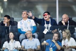 Moskau, 16.06.2018 Diego Armando Maradona fiebert mit der argentinischen Nationalmannschaft Argentinien - Island *** Moscow 16 06 2018 Diego Armando Maradona is thrilled with the Argentine national team Argentina Island