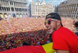 4.07659025 Welcome ceremony for the Belgian Red Devils on the Grand Place of Brussels Belgium - Brussels, Belgium - July 15, 2018. Belgian soccer team player Eden Hazard waves to the fans while appearing on the balcony of the city hall at the BrusselsÕ Grand Place, after taking the third place in the World Cup 2018, in Brussels, Belgium July 15, 2018.
IBL