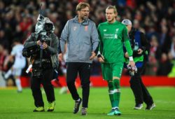 Liverpool head coach Jurgen Klopp talks with Loris Karius