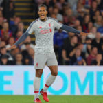 Maajoukkuevalmentaja paljasti – Liverpool-puolustaja pelannut useita viikkoja murtuneilla kylkiluilla
