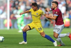 Cesar Azpilicueta of Chelsea battles with  Robert Snodgrass of West Ham United