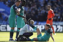 Jan Vertonghen of Tottenham receives treatment during the Premier League match at the John Smith s Stadium, Huddersfield. Picture date 29th September 2018. Picture credit should read: Simon Bellis/Sportimage PUBLICATIONxNOTxINxUK