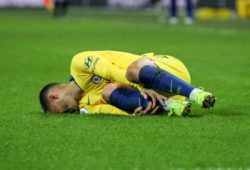 Serge Aurier of Tottenham Hotspur tackles Eden Hazard of Chelsea who is injured during the Premier League match between Tottenham Hotspur and Chelsea at Wembley Stadium, London, England on 24 November 2018. PUBLICATIONxNOTxINxUK Copyright: xKenxSparksx 22050027