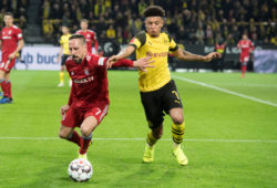 Franck RIBERY (li., M) gegen Jadon SANCHO (DO), Aktion, Zweikampf, 
Fussball 1. Bundesliga, 11. Spieltag, Borussia Dortmund (DO) - FC Bayern Muenchen (M) 3:2, am 10.11.2018 in Dortmund/ Deutschland.