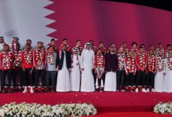Qatar's Emir Sheikh Tamim bin Hamad Al Thani (C) welcomes the Qatari national soccer team arriving from UAE at Doha International airport  in Qatari capital Doha on February 02, 2019.Qatar won 3-1 to claim the title for the first time. (Xinhua/Nikku)

 (Photo by Xinhua/Sipa USA)