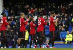 Football - 2019 / 2020 Premier League - Everton vs. Manchester United, ManU Manchester United players Aaron Wan-Bissaka, Brandon Williams, Odion Ighalo and Bruno Fernadnes applaud their travelling fans at the final whistle, at Goodison Park. COLORSPORT/ALAN MARTIN PUBLICATIONxNOTxINxUK