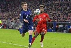 11.12.2019, Fussball UEFA Champions League 2019/2020, Gruppenphase, 6.Spieltag, FC Bayern München - Tottenham Hotspur, in der Allianz-Arena München, v.li: Juan Foyth Tottenham Hotspur gegen Kingsley Coman Bayern München. ***DFL and DFB regulations prohibit any use of photographs as image sequences and/or quasi-video.*** *** 11 12 2019, Football UEFA Champions League 2019 2020, Group stage, 6 Matchday, FC Bayern München Tottenham Hotspur, in the Allianz Arena Munich, v li Juan Foyth Tottenham Hotspur vs Kingsley Coman Bayern München DFL and DFB regulations prohibit any use of photographs as image sequences and or quasi video