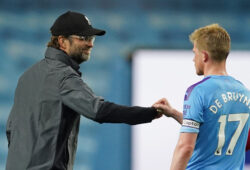 Soccer Football - Premier League - Manchester City v Liverpool - Etihad Stadium, Manchester, Britain - July 2, 2020 Liverpool manager Juergen Klopp with Manchester City's Kevin De Bruyne after the match, as play resumes behind closed doors following the outbreak of the coronavirus disease (COVID-19) Dave Thompson/Pool via REUTERS  EDITORIAL USE ONLY. No use with unauthorized audio, video, data, fixture lists, club/league logos or "live" services. Online in-match use limited to 75 images, no video emulation. No use in betting, games or single club/league/player publications.  Please contact your account representative for further details.  X01348