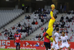 August 22, 2020, Villeneuve D'Ascq, France: Rennes Goalkeeper EDOUARD MENDY in action during the 2020 - 2021 French championship soccer, League 1 Uber Eats, Lille against Rennes at Pierre Mauroy Stadium - Villeneuve d'Ascq..Start of the French Ligue 1 football championship Uber Eats, against the backdrop of the second wave of COVID-19 in France. The government limited the number of spectators in the stadiums to 5000.