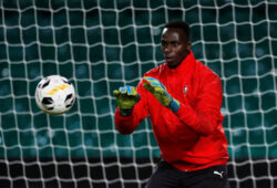 FILE PHOTO: Soccer Football - Europa League - Stade Rennes Training - Celtic Park, Glasgow, Scotland, Britain - November 27, 2019   Stade Rennes' Edouard Mendy during training   Action Images via Reuters/Lee Smith/File Photo  X03806